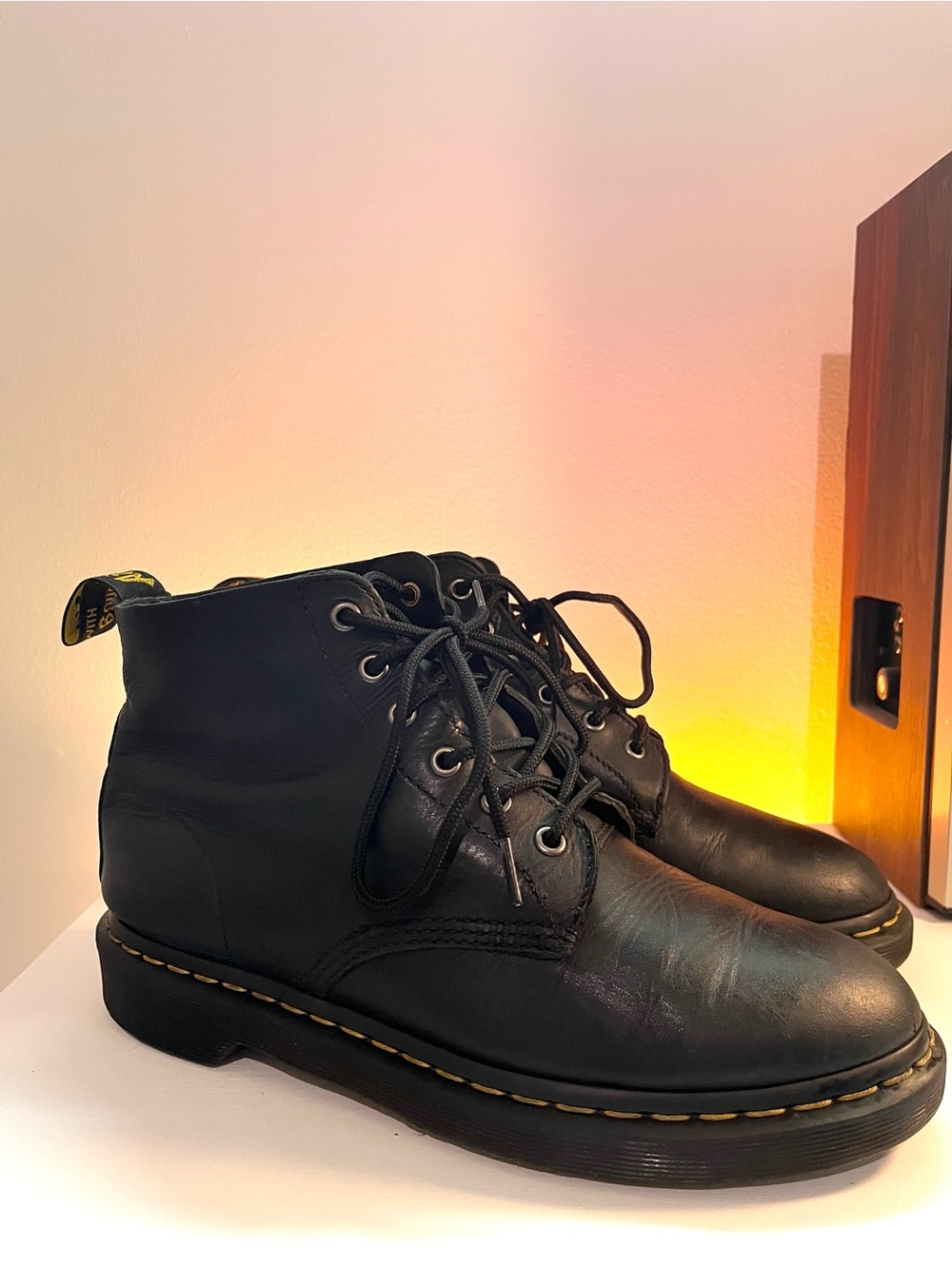 Dr. Martens Mens 6 Eyelet Leather Boot